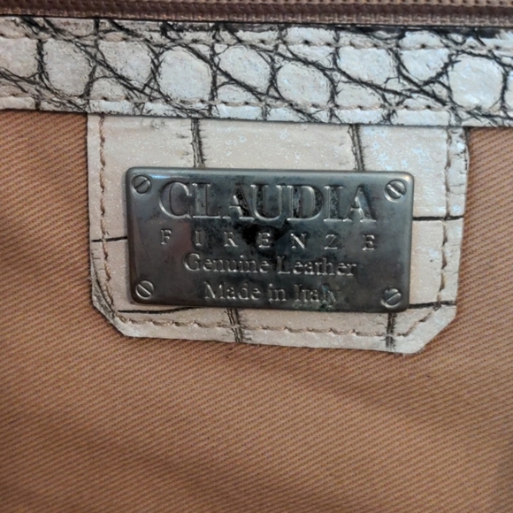 Claudia Firenze White Croc Handbag - Picture 2 of 4